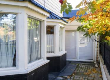 VENTA - Casa de 3 dormitorios y Quincho en B° CASAS DEL SUR